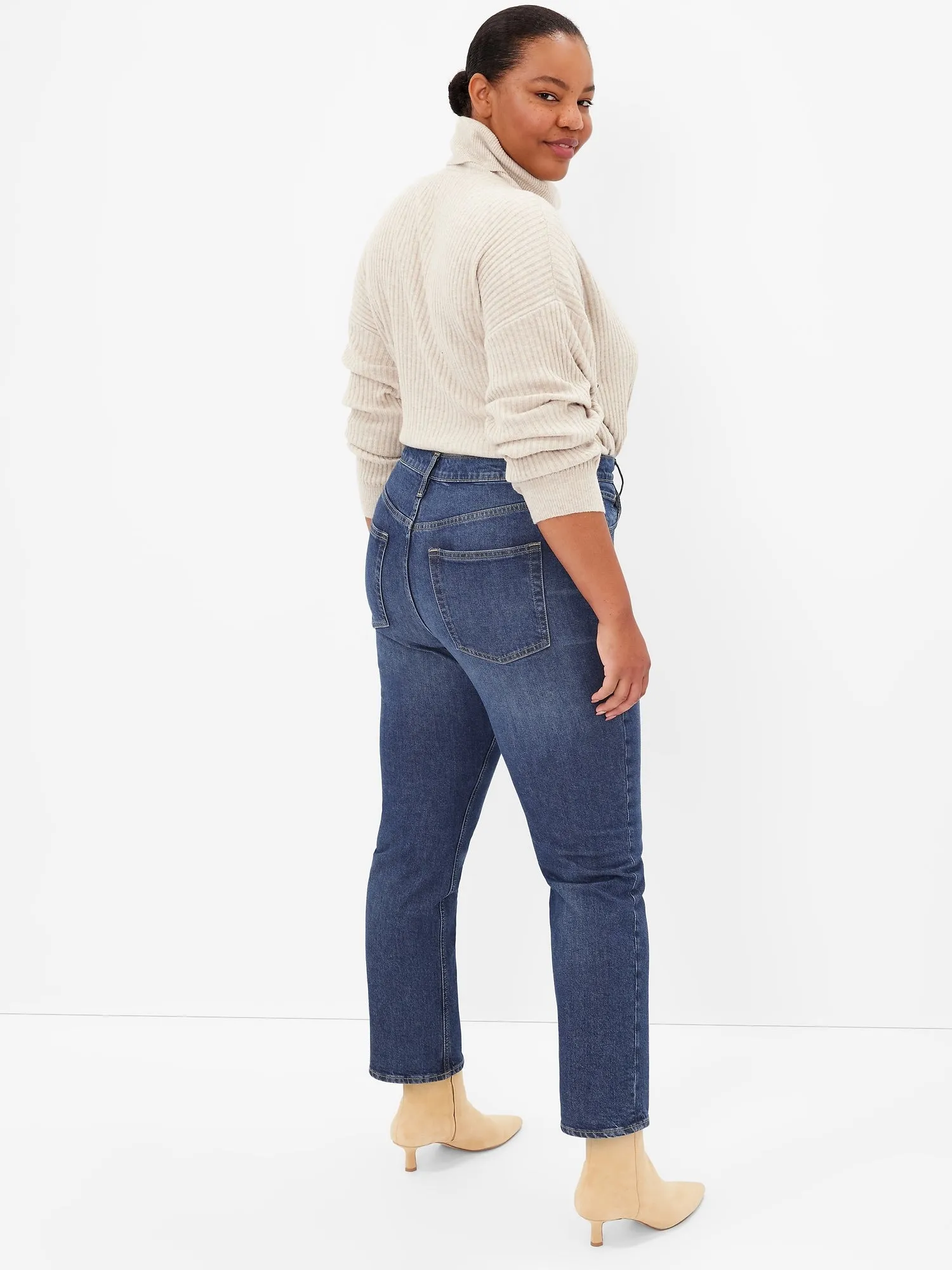 High Rise Straight Jeans with Washwell