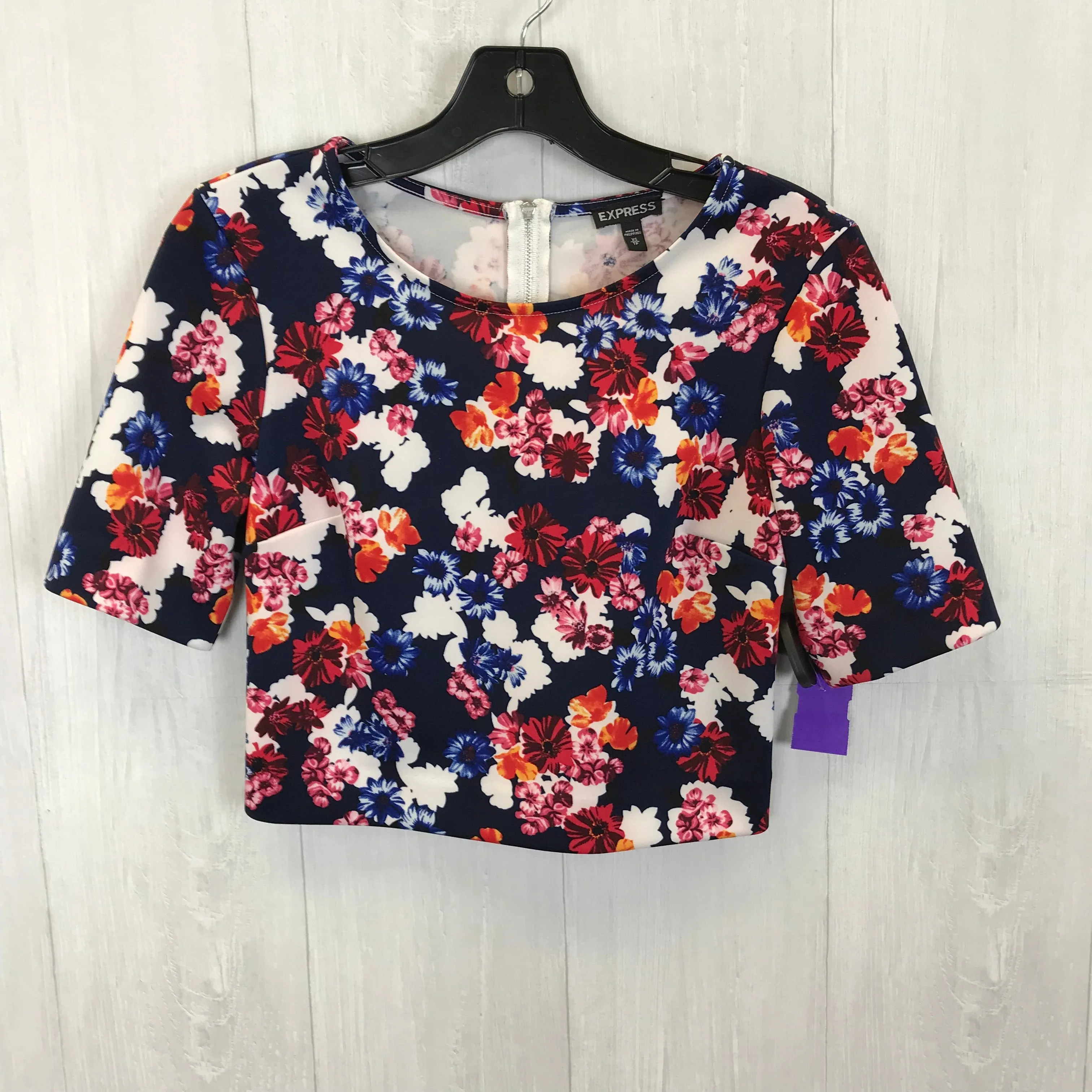 Top Short Sleeve By Express  Size: Xs